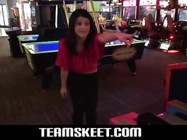 Chick treats me coffee and gets my cock in her snatch