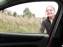 Cute chick got picked up and fucked while runing