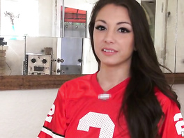 Excitngly sexy teen chick erected huge dick with awesome blowjob