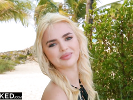 Gorgeous Lika seduces stranger to make BF jealous